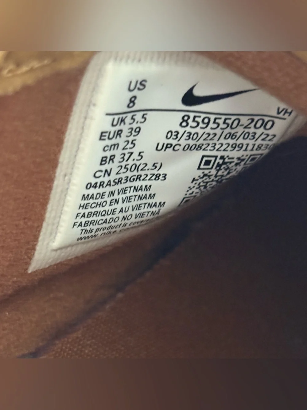 Nike Air Max Thea Mid Premium Womens Size 8 Brown Chelsea Boot Sneakers